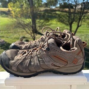 Columbia Techlite Tan and Orange Hiking Shoes